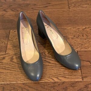 Gray leather pumps
